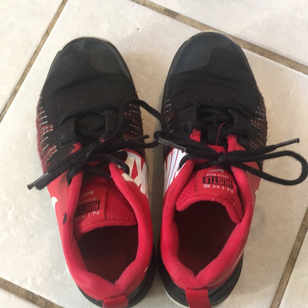 BOYS SNEAKERS - Picture 2 of 13